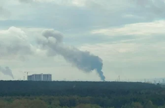 Українські безпілотники підпалили один із найбільших НПЗ Росії