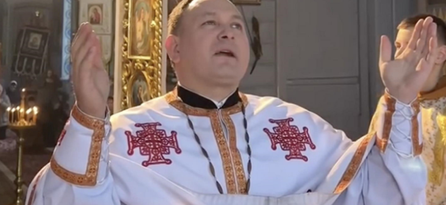 Священник з трьома відстрочками отримав повістку: подробиці інциденту