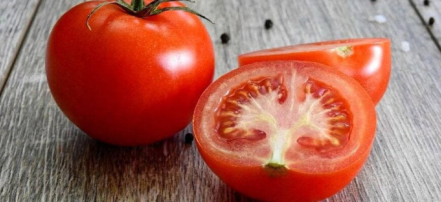 Звідки в помідорах беруться білі прожилки та чи становлять вони небезпеку для здоров’я