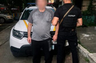 На Київщині чоловік після сварки підірвав гранату в адміністративній будівлі: його затримала поліція