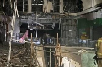 Російська атака пошкодила ТРЦ «Караван» у Дніпрі: рятувальники ліквідували пожежі
