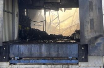 Російський безпілотник влучив у склад YASNO із сонячними панелями
