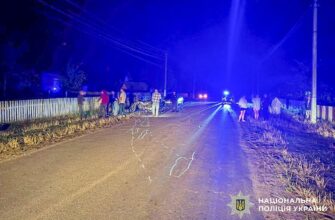 17-річний водій не розминувся з мотоциклістом на півночі Рівненщини і травмував обох