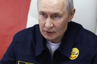 Путін одягнув військову форму та пригрозив новими ударами