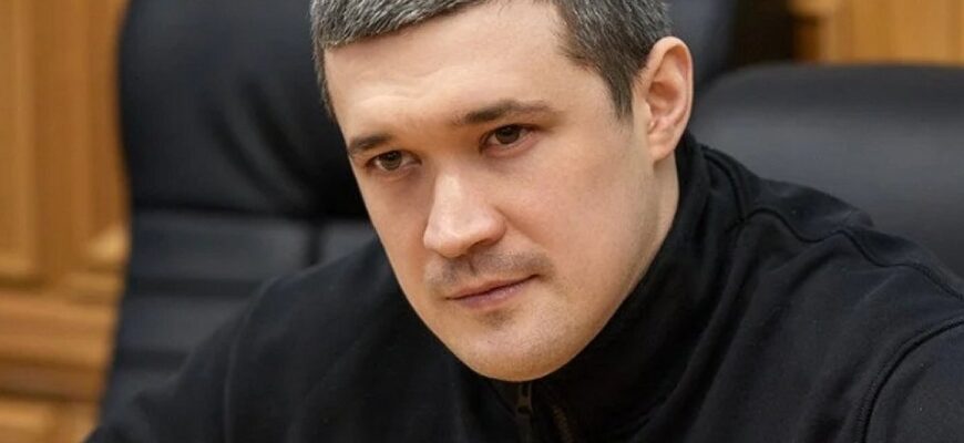 «Не вдалося взяти в полон нашу демократію» — Михайло Федоров відреагував на вуличні протести