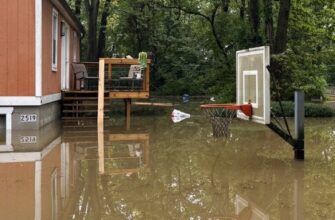 У Іспанії раптова повінь призвела до загибелі двох жінок, серед постраждалих є діти
