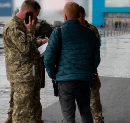 З 1 вересня посилюють вимоги до бронювання: кому відмовлять і що станеться