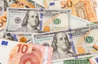 Скільки доведеться платити за валюту перед вихідними 7 серпня
