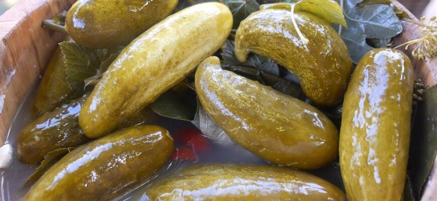 10 днів на квашення: рецепт огірків на зиму без оцту від господині