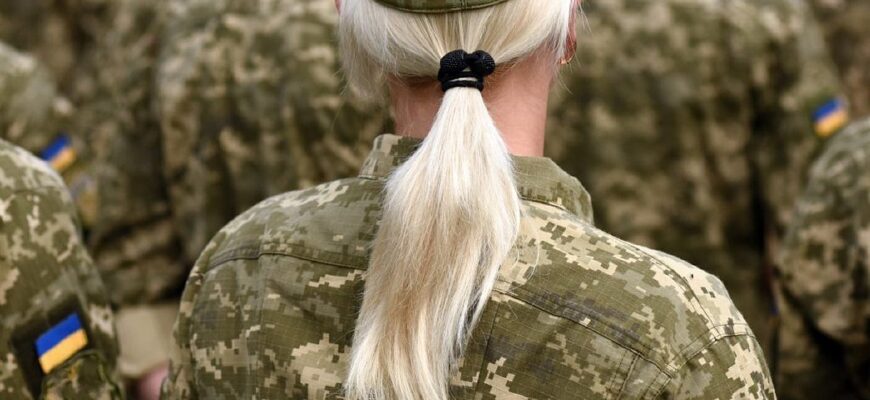 «Добровільна основа» — що змінилося у правилах мобілізації жінок у серпні