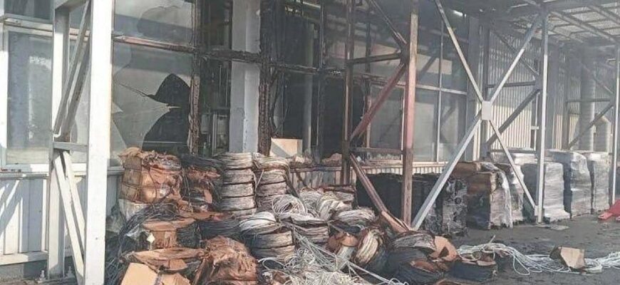 Російський удар по заводу «Київгума» зупинив виробництво Російський удар по заводу «Київгума» зупинив виробництво