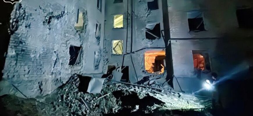 8 КАБів за 8 хвилин: росіяни завдали масованого авіаудару по Сумах, є 12 поранених