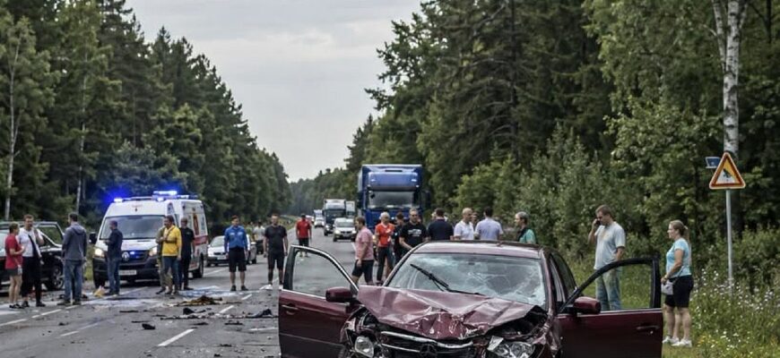 У Польщі двоє українських підлітків загинули в ДТП під час втечі від поліції