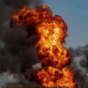 Пожежа з вибухами на Київщині після російської атаки: на трасі М-06 перекрито рух