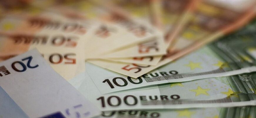 Україна отримає 1,4 мільярда євро з прибутків від заморожених активів рф