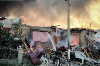 Росіяни завдали подвійного удару по житловому будинку: загинули 9-річний хлопчик із мамою, інші члени родини поранені