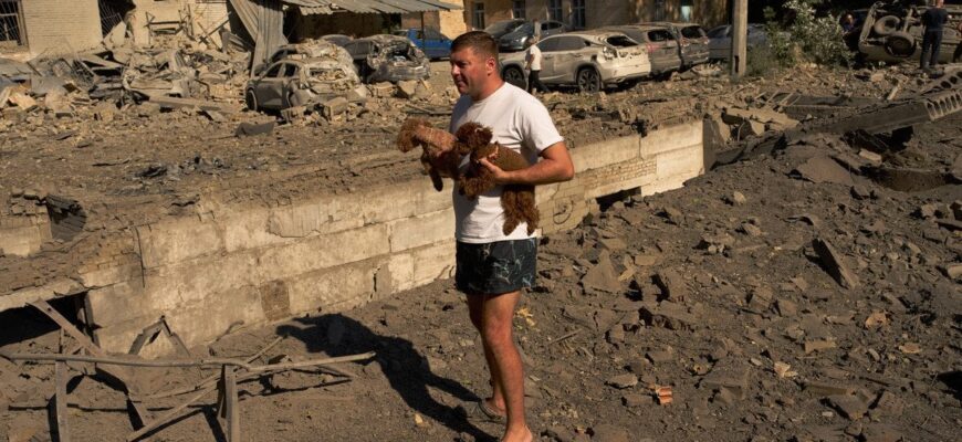 «Атака триває»: РФ вдарила ракетами по Україні, Київ досі під загрозою — що і де летить «Атака триває»: РФ вдарила ракетами по Україні, Київ досі під загрозою — що і де летить