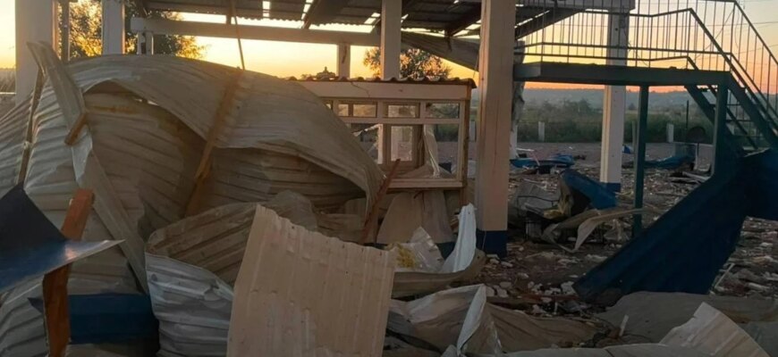 Безпілотники вгатили по пункту пропуску «Табаки» на кордоні з Молдовою: рух зупинено Безпілотники вгатили по пункту пропуску «Табаки» на кордоні з Молдовою: рух зупинено
