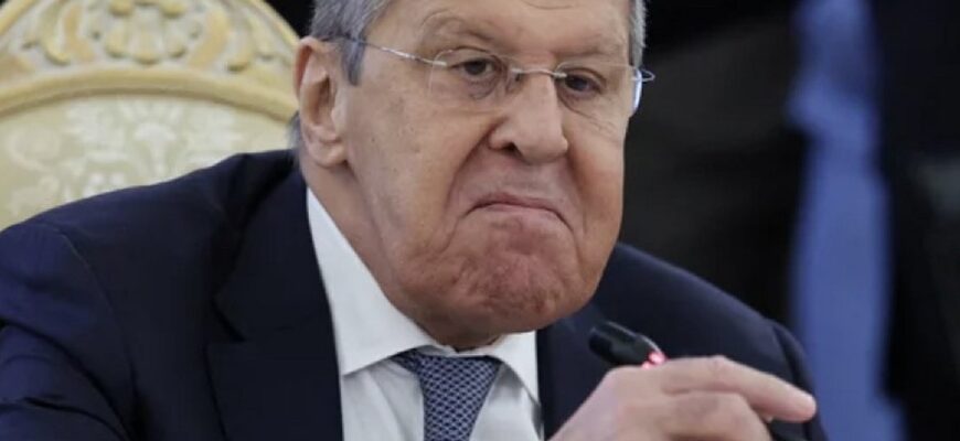 Лавров виключив замороження війни в Україні та пригрозив посиленням атак