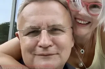 Втеча до місця сили: на своє 58-річчя Андрій Садовий ніжно обійняв дружину на мальовничій Бакоті