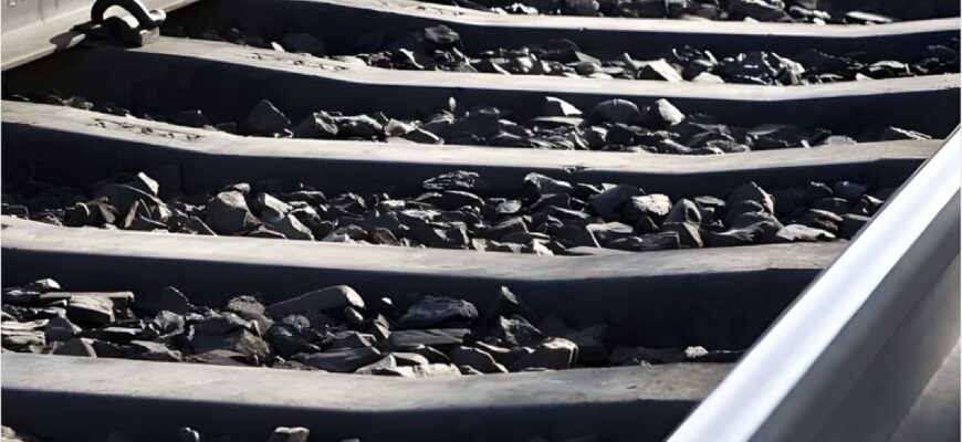 Білорусь будує залізницю для військового полігону біля кордону з Україною Білорусь будує залізницю для військового полігону біля кордону з Україною