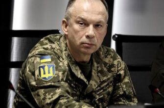 Докторантура замість відставки: Сирський вступив до Університету оборони