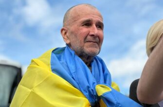 Колишній мер Херсона, звільнений з полону, розплакався в День Незалежності: “Це як втратити повітря”