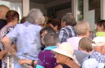 Важливо: відомий український банк припиняє видачу пенсій та субсидій — як діяти клієнтам