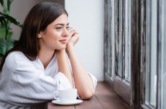 Наполеглива і щира турбота: які імена жінок несуть спокій та затишок