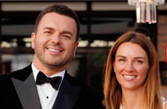Парфуми та білизна зникли: подружжя Решетнікових обікрали у Варшаві