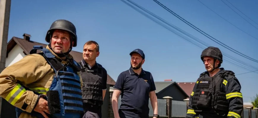 У Хмельницькому продовжують шукати п’ятьох зниклих військових після вибуху на полігоні