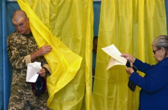 Зеленський виходить у перший тур президентських виборів, проте поступається Залужному та Федорову за підсумками нового соціологічного опитування