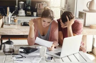 Українцям надходять підроблені платіжки за світло для викрадення банківських даних Українцям надходять підроблені платіжки за світло для викрадення банківських даних