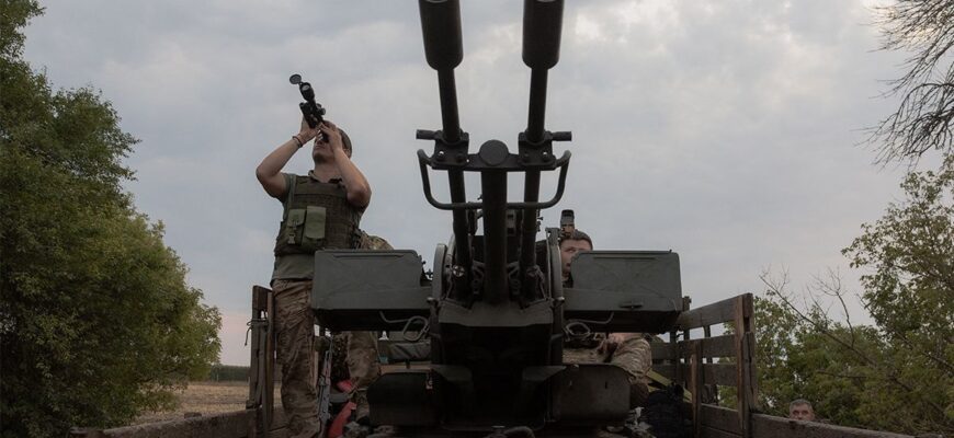 Уночі Сили оборони збили 141 ціль: як ППО відпрацювала по «Шахедах», ракетах та «Бандеролях» Уночі Сили оборони збили 141 ціль: як ППО відпрацювала по «Шахедах», ракетах та «Бандеролях»