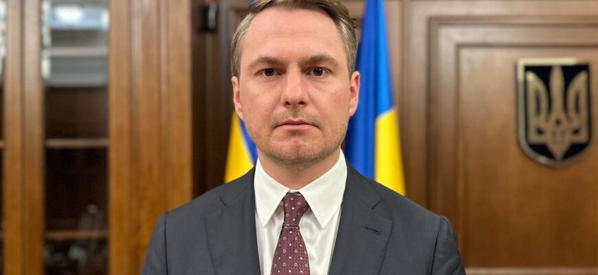 Ексгенпрокурор Кравченко втік за кордон на службовому авто — Богуславець пояснила шанси на повернення