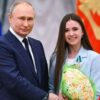Нова фаворитка Путіна оголосила про свій стан: «Перебуваю в режимі очікування»