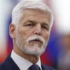 Країни НАТО муситимуть збивати російські повітряні цілі через постійні порушення простору