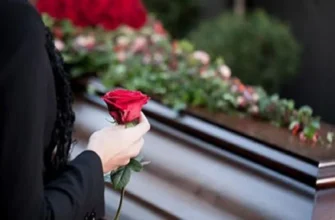 Життя після смерті та кремація: Що насправді відбувається з душею та як церква ставиться до кремації