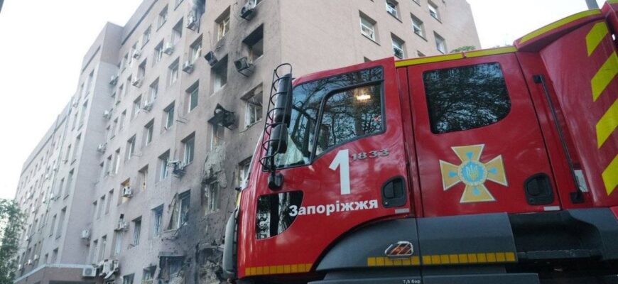5 людей евакуювали через займання в медзакладі після ранкової атаки на Запоріжжя