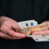 Долар різко пішов униз, а євро та злотий додали в ціні на 26 вересня