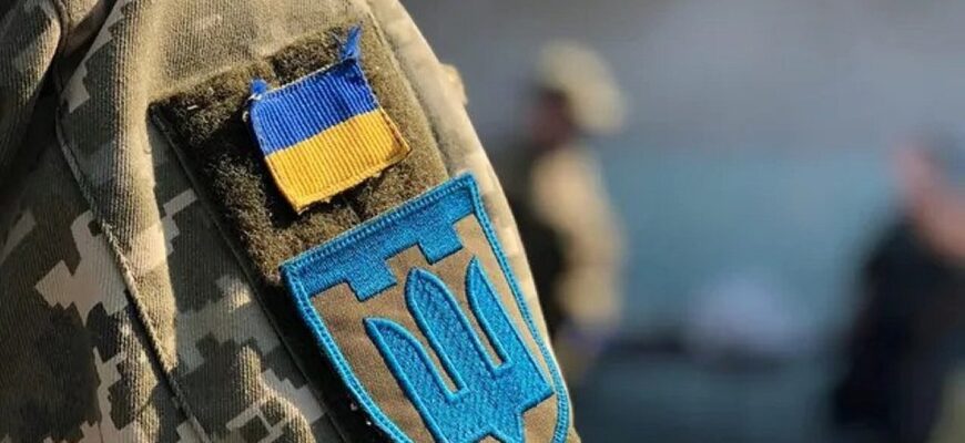 Чи дозволено військовослужбовцю звільнитися зі служби через інвалідність дитини та як діяти