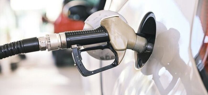 Україна домовилася про додаткове пальне, але ціни на АЗС можуть зрости ще більше