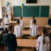 Українці влаштували палку суперечку в мережі через відмову від хвилини мовчання в школі