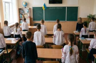Українці влаштували палку суперечку в мережі через відмову від хвилини мовчання в школі