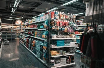 Долар тягне за собою ціни в магазинах і деякі продукти здорожчають найшвидше