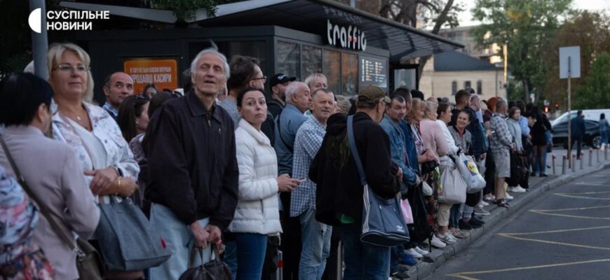 Понад п’ять годин тривоги: київський транспорт паралізовано через атаку БпЛА