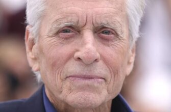 «Я ніколи раніше не закохувався так» — Майкл Дуглас святкує 82-річчя та згадує Україну «Я ніколи раніше не закохувався так» — Майкл Дуглас святкує 82-річчя та згадує Україну
