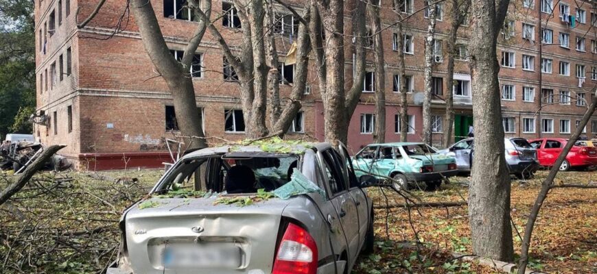 «Мою дитиночку вбили» — авіабомби РФ вдарили по цивільних у центрі Сум