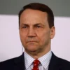 Сікорський розповів, що буде, якщо Росія нападе на Польщу