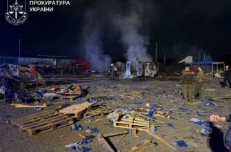Ворог знову атакував Київщину — удари спричинили пожежу на ринку та пошкодження багатоповерхівки